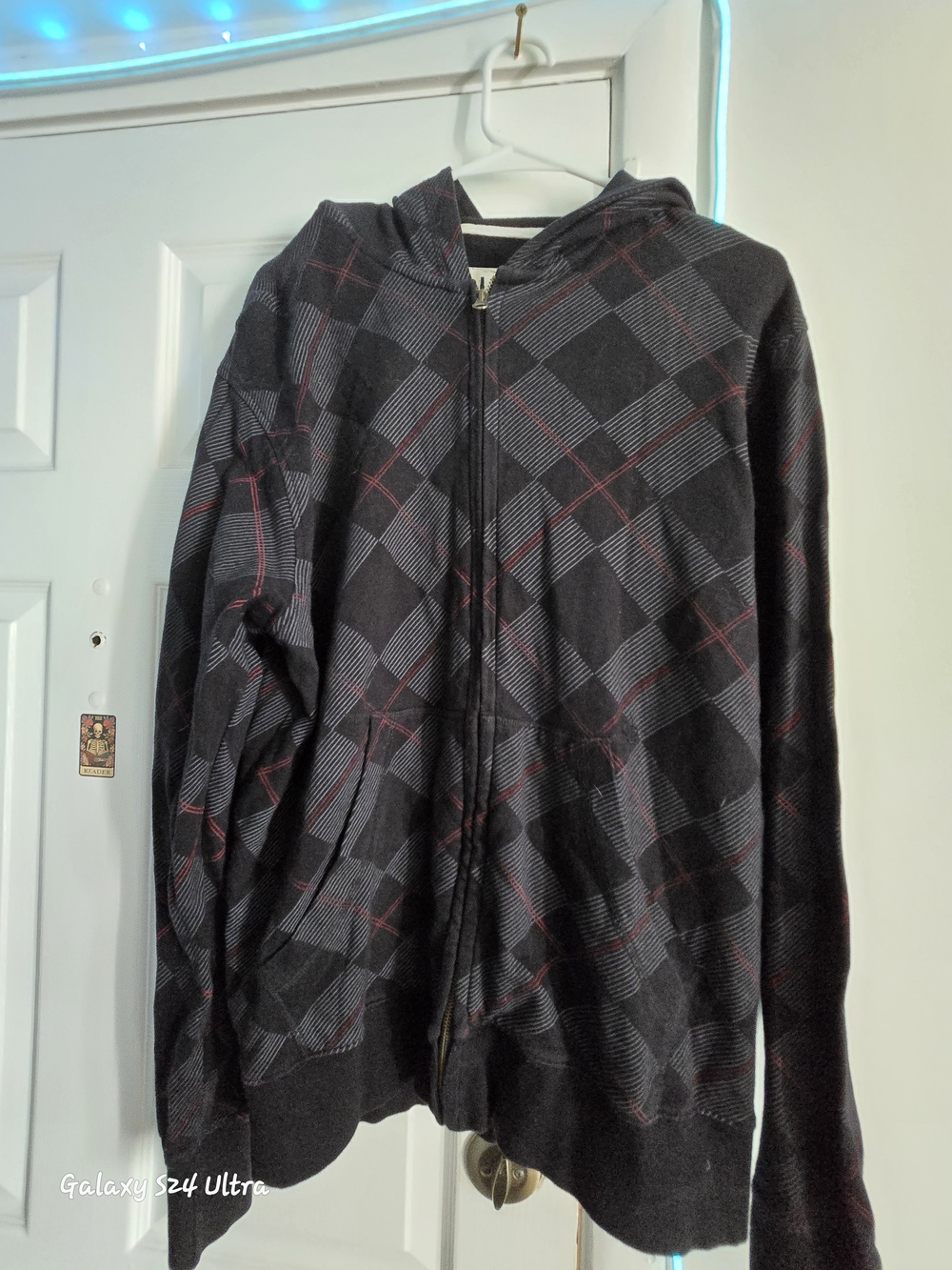 Men's Black and Gray Plaid Zip-Up Hoodie Sweater